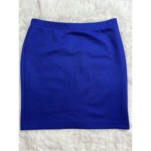 Elle electric blue textured pencil skirt size large.